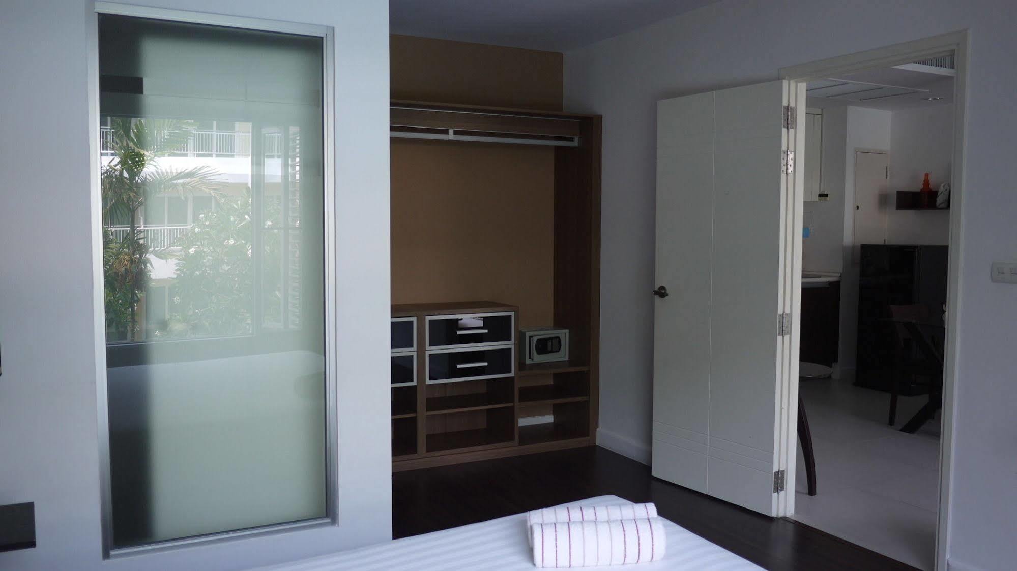 Baan Sanpluem Hua Hin Apartment Exterior photo