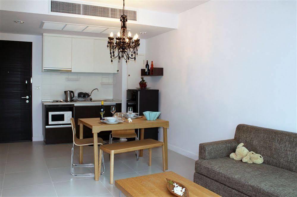 Baan Sanpluem Hua Hin Apartment Exterior photo