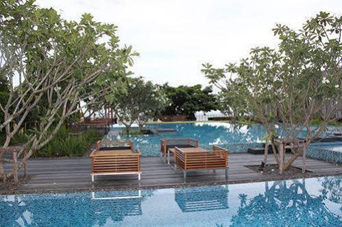 Baan Sanpluem Hua Hin Apartment Exterior photo